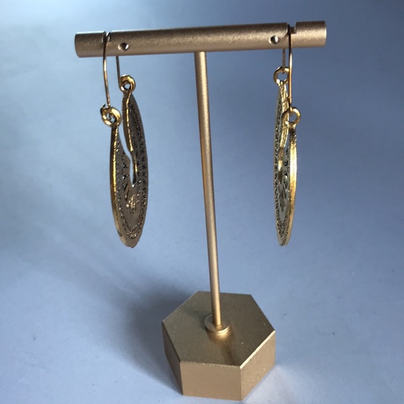 New! Gypsy Drop Earrings - Picture 2 of 14